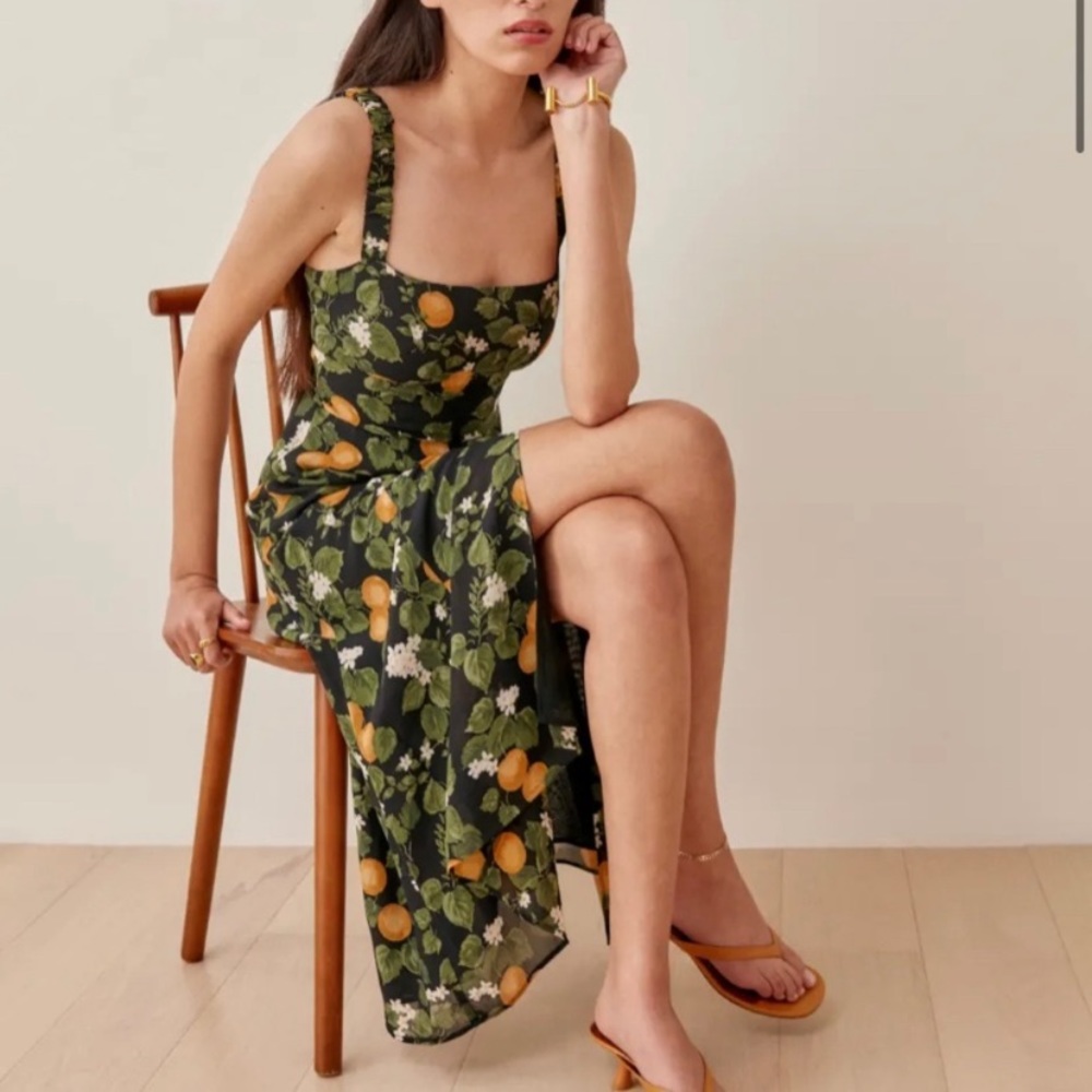 🌿|NWT| Reformation Dominique Dress in Clementine